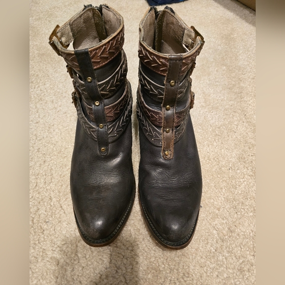 Women's Black and Brown Ankle Boots - Picture 2 of 11